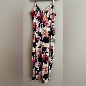 Old Navy Floral Jumpsuit XL